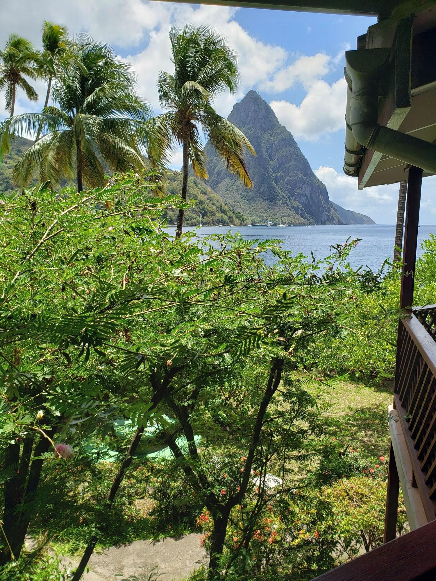 Hummingbird Beach Resort Soufrière Exteriör bild