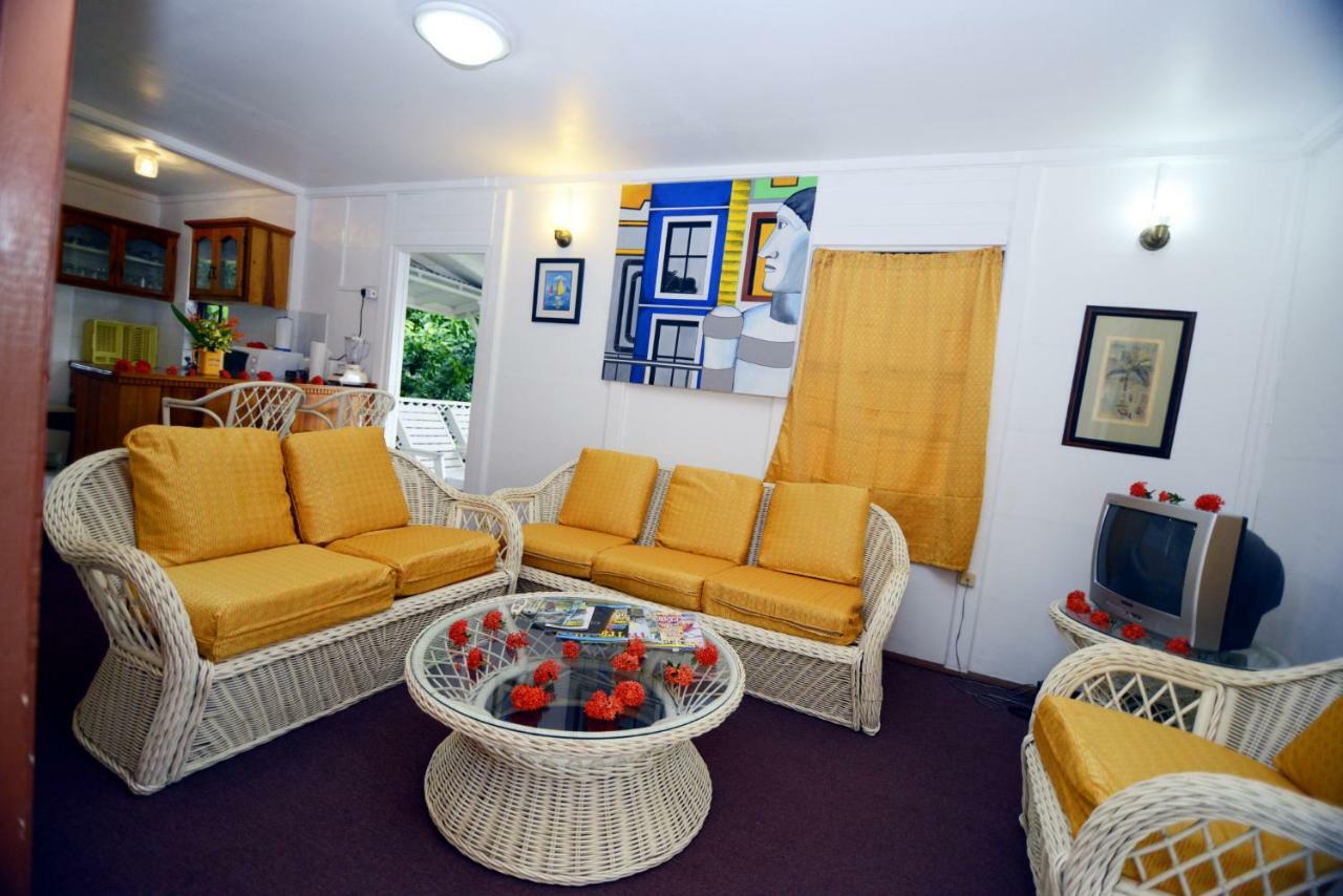 Hummingbird Beach Resort Soufrière Exteriör bild