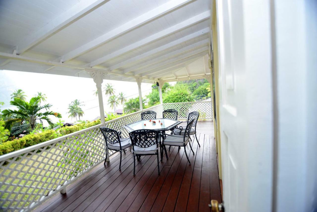 Hummingbird Beach Resort Soufrière Exteriör bild